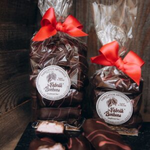Ourson noir guimauve framboise – La Fabrik' à Bonbons