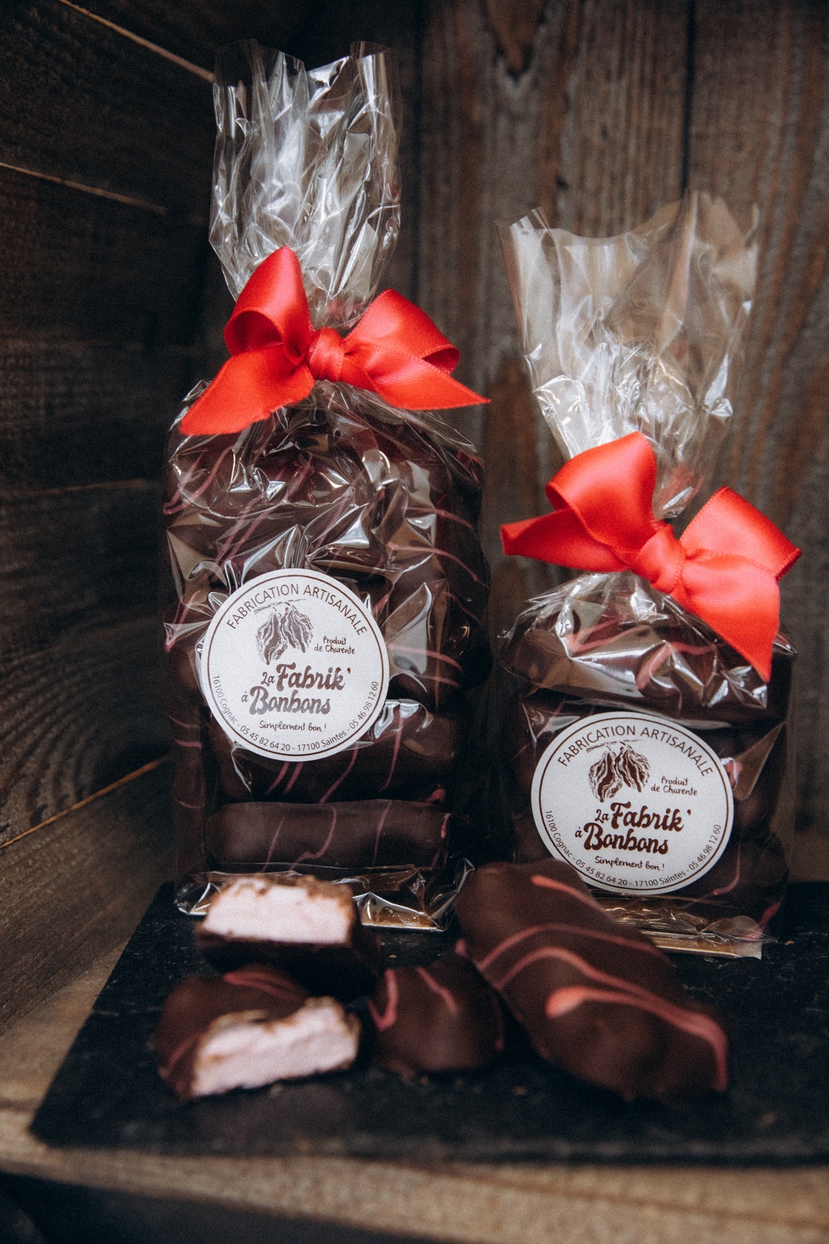 Ourson noir guimauve framboise – La Fabrik' à Bonbons